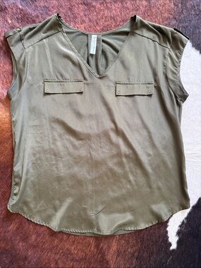 PerSeption Concept Olive V-Neck Utility Blouse